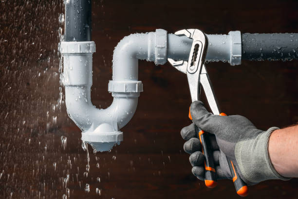 Professional Leak Detection technician working in Northford, CT